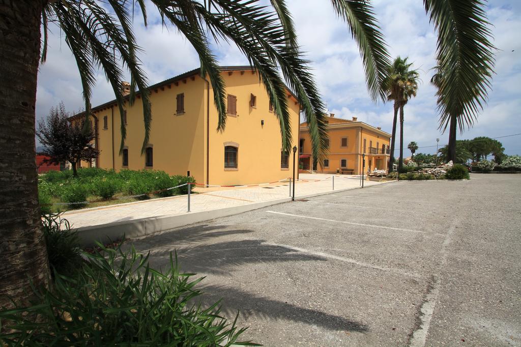 Country House Il Ponte Alba Adriatica Kültér fotó