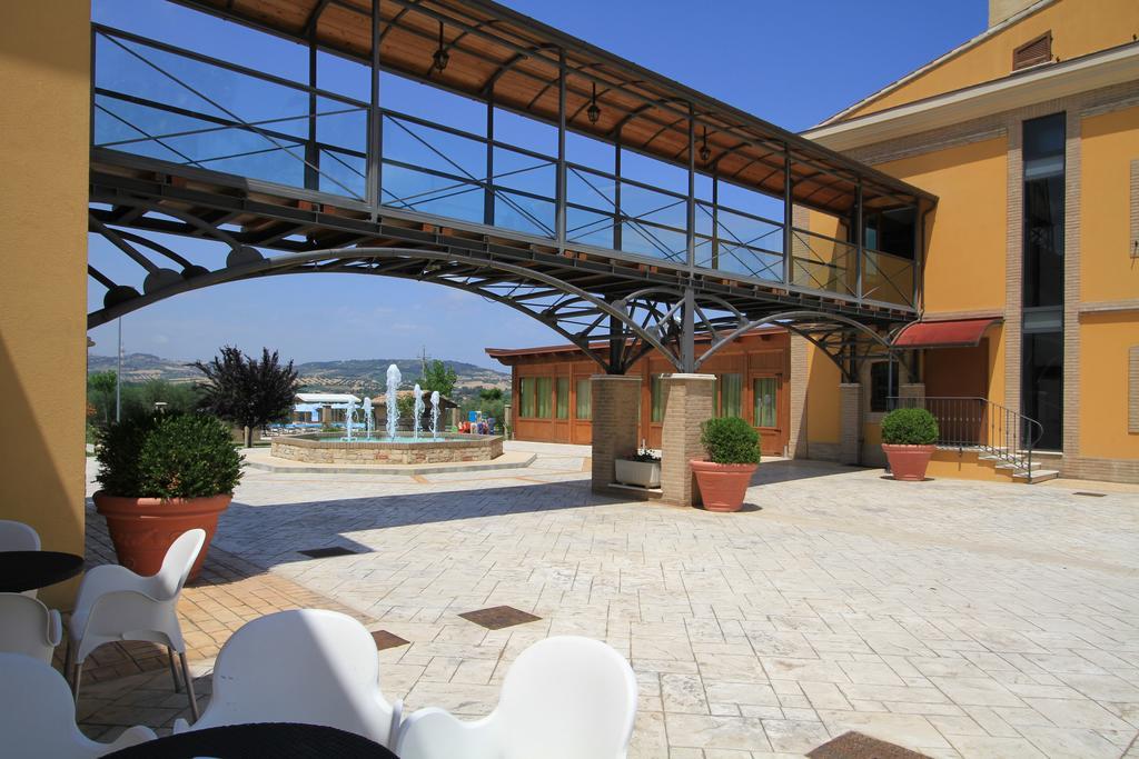 Country House Il Ponte Alba Adriatica Kültér fotó